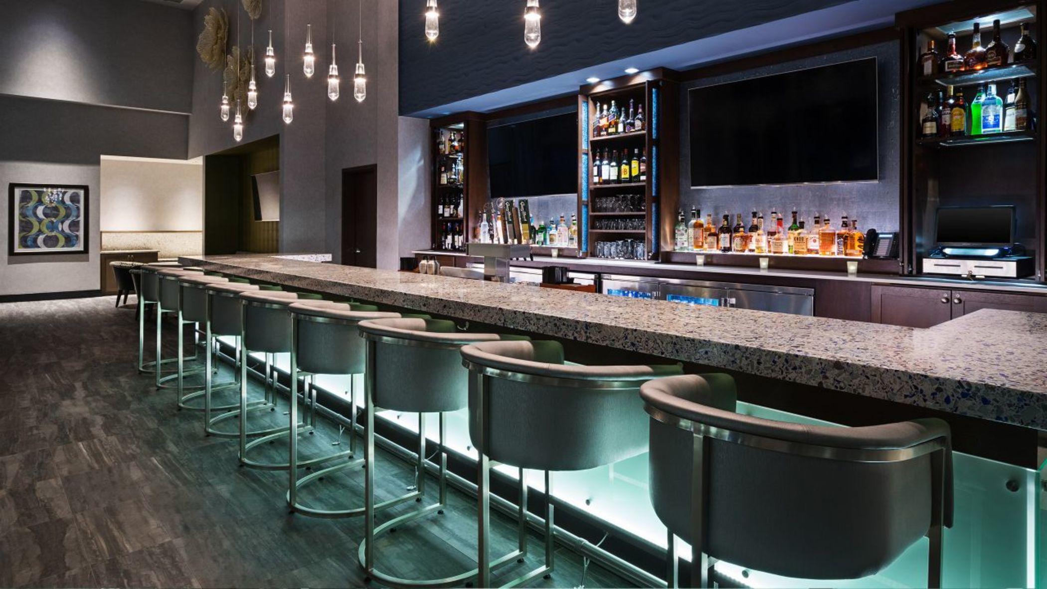 Hyatt Place St. Petersburg/Downtown Екстер'єр фото